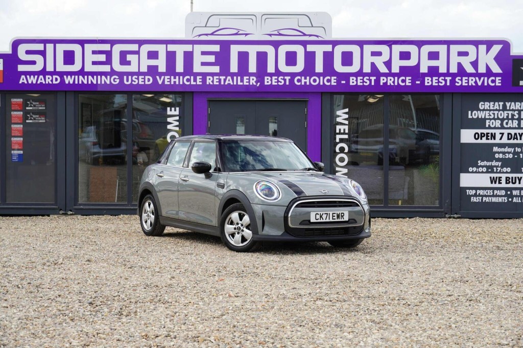 2021 MINI HATCH